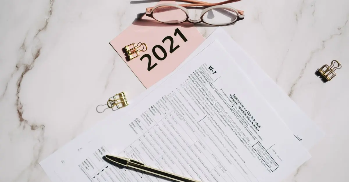 Optimiser ses Impôts : Astuces Légales et Efficaces